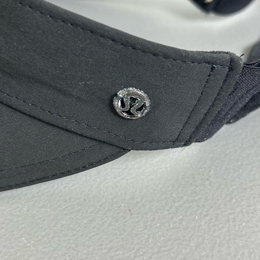 Lululemon women’s fast pace visor black one size - Picture 5 of 7